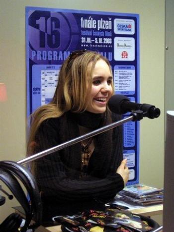 102800-350x466-d549w.jpg